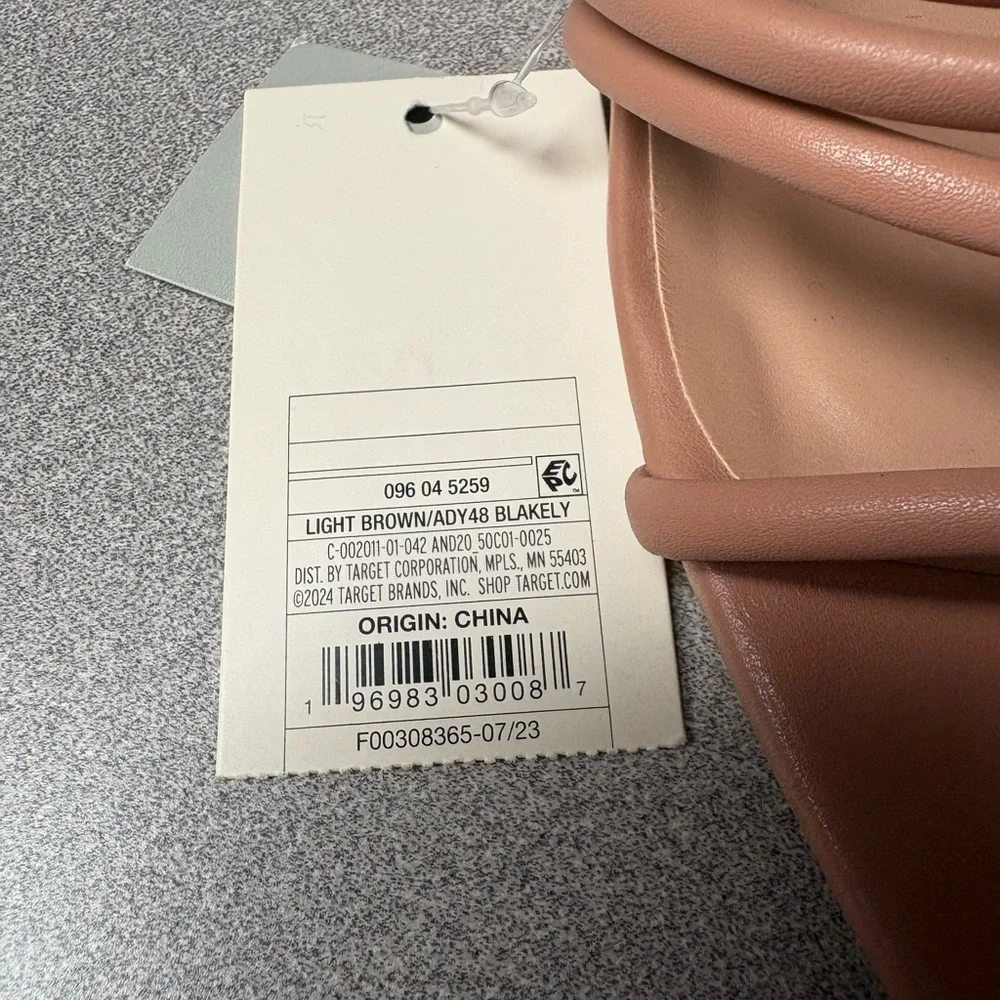 A New Day Tan Strappy Heels NWT - Picture 2 of 4